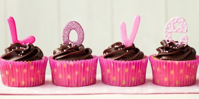 Valentine's Day cake image